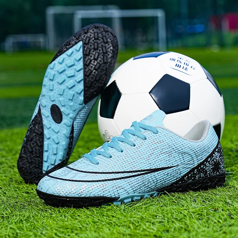 New Men\'s Football Boots Professional Cleats Match FG Soccer Shoes Children\'s Football Shoes Outdoor Non Slip Sport Footwear