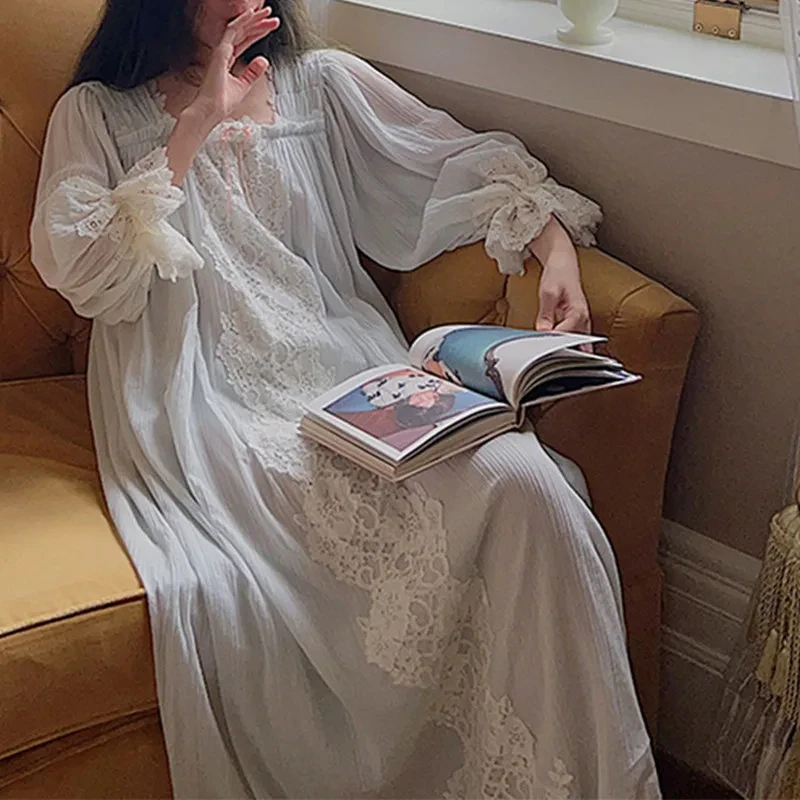 

Princess Vintage Long Loose Cotton Nightdress French Sexy Square Collar Long Sleeves Night Gowns Sweet Lace Embroidery Nightie