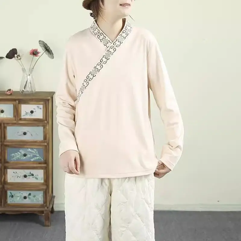Chinese autumn-winter double-sided Velvet base-layer  Versatile  Literary  Embroidered long-sleeved women's-shirt Top Women Top
