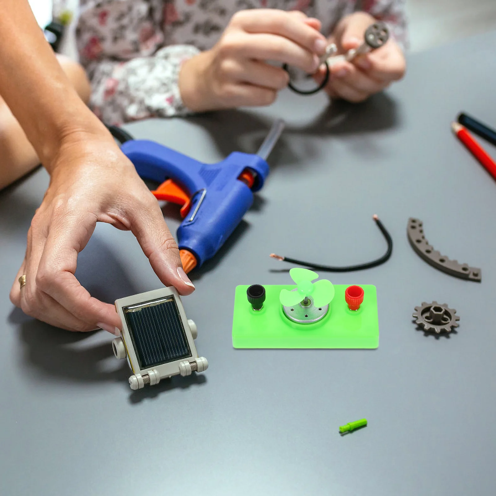 

Solar Powered Science Kit For Kids Silent Mini Electric Motor Diy Physics Experiment Durable Educational Tools