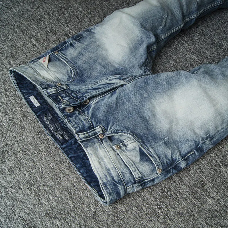 Fashion Designer Men Jeans Retro Light Blue High Quality Stretch Slim Fit Ripped Jeans Men Buttons Fly Vintage Denim Pants Homme