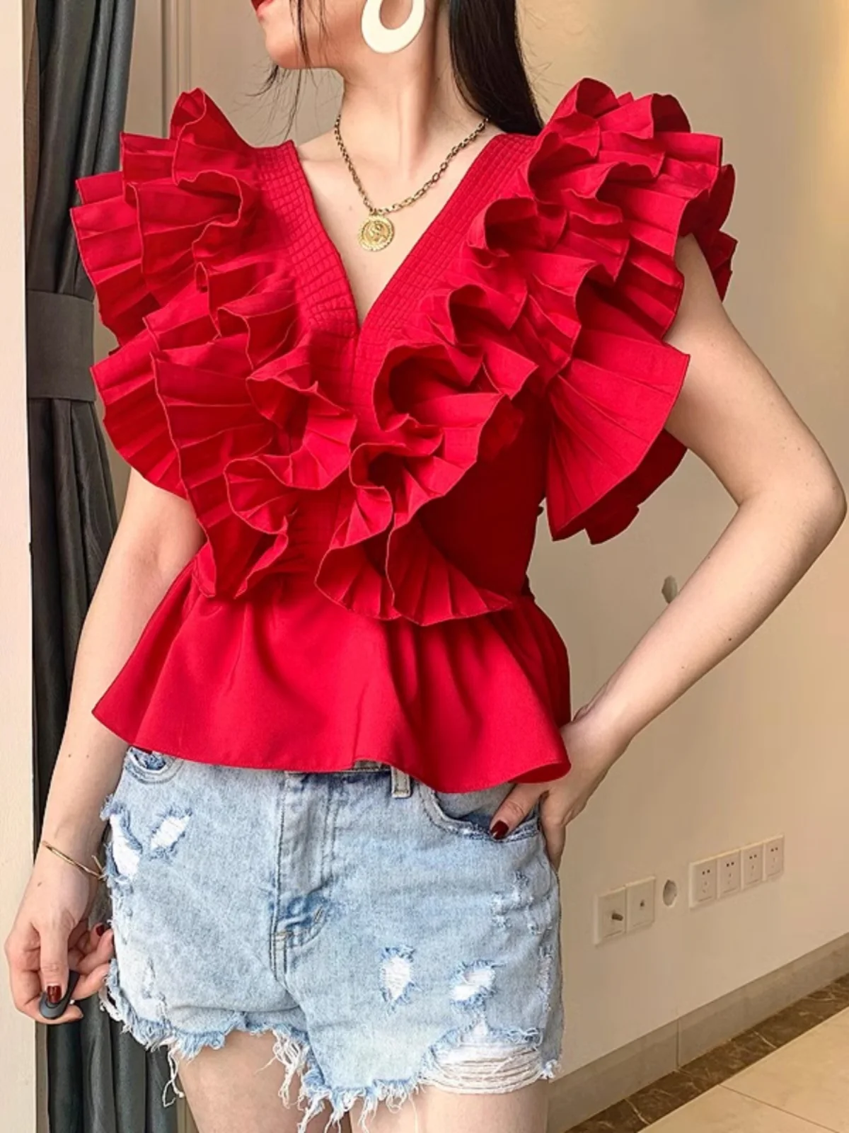 

Розовая женская блузка с V-образным вырезом, новый весенний дизайн, сексуальная, длинная, с цветочным принтом, оригинальный дизайн, прямой крой, с пуговицами