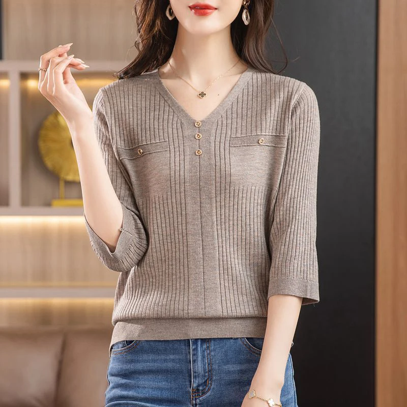 Summer Loose Casual V-neck Buttons Knitted T-shirt Ladies 3/4 Sleeve Simple Fashion All-match Top Women Solid Color Pullover Tee