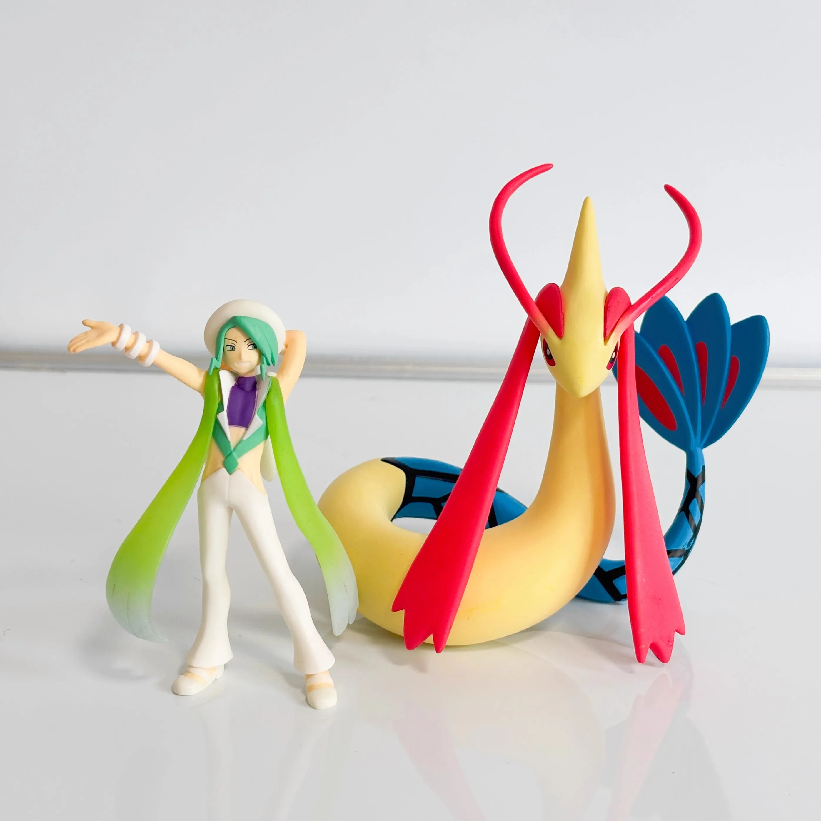 Figura de acción de Pokémon en Stock, Ectoplasma Electabuzz, el mundo de las proporciones, modelo de Anime, adorno de escritorio, juguetes para niños, regalos