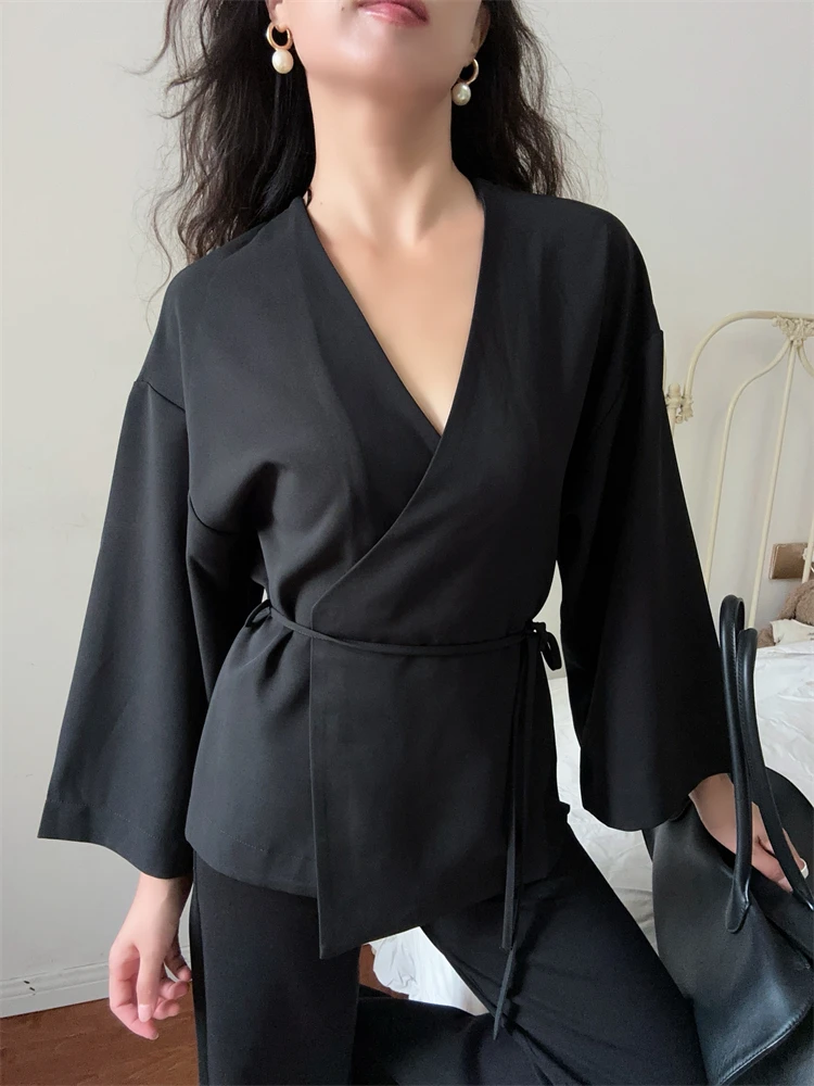 

DADANA Minimalist Elegance High-End Feel One-Piece Shirt with Belt Wrap Design Slimming Women's Top V-Neck Long Sleeve Casual...