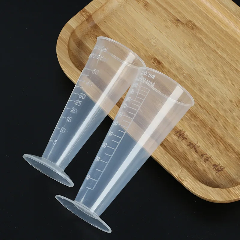 10-1Pcs Triangular Measuring Cup with Scale Transparent Plastic Graduated Cylinder Pour Spout Liquid Container Kitchen Bar Tool