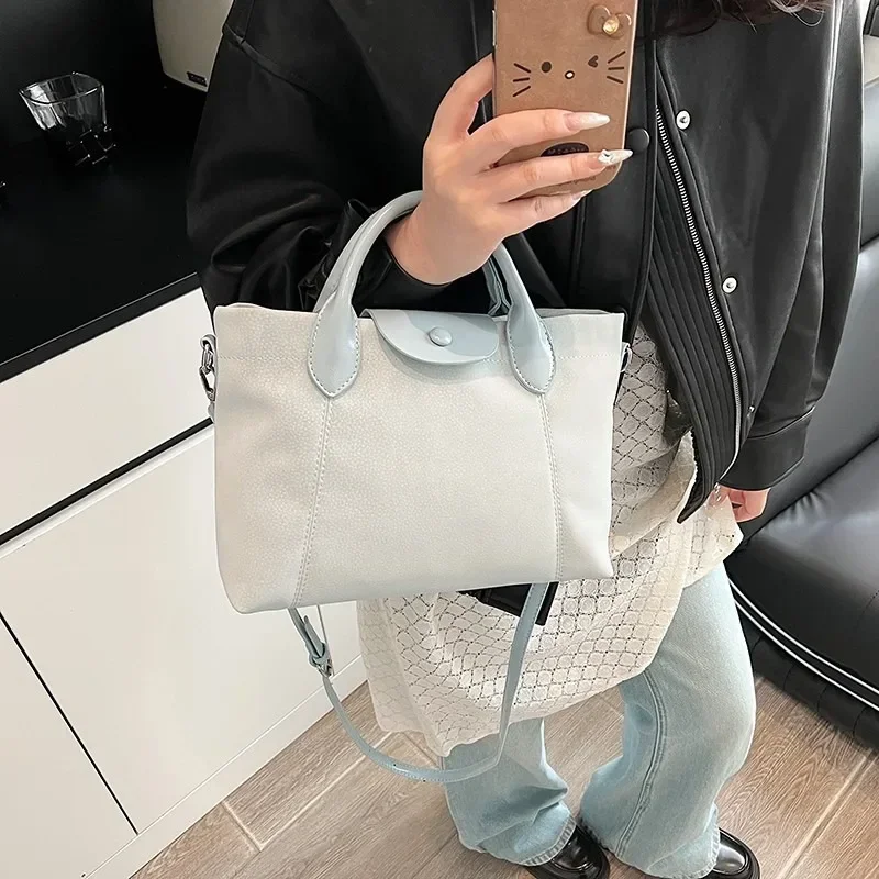 

Classic Minimalist Shopper Bag For Women Stylish Crossbody Clutch Vintage Leather Purse Designer Tote Solid Color
