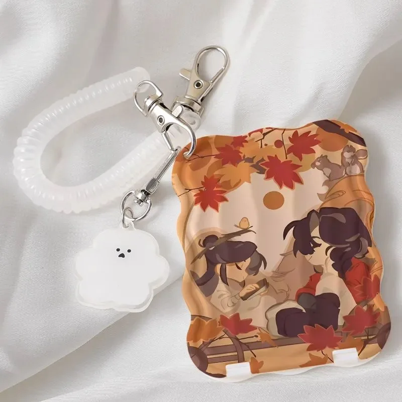 謝蓮と華成は折りたたみ式ポータブル化粧鏡、手持ち寮ドレッシングミラー、学生用小型ミラーを持っています