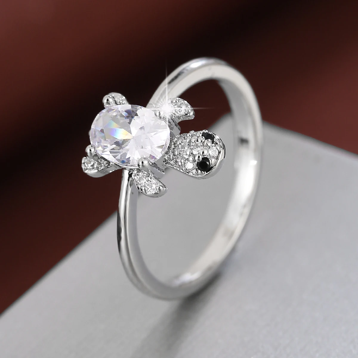 خاتم نسائي من الزركونيا الاصطناعية بتصميم سلحفاة على شكل حيوان لطيف لإكسسوارات مجوهرات الحفلات اليومية