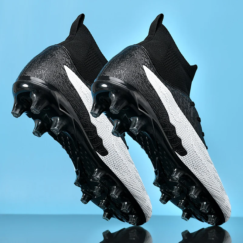 Men FG Football Shoes Ultralight Training Football Field Boots Outdoor Fast Soccer Shoes Society Cleats Professional Sneaker