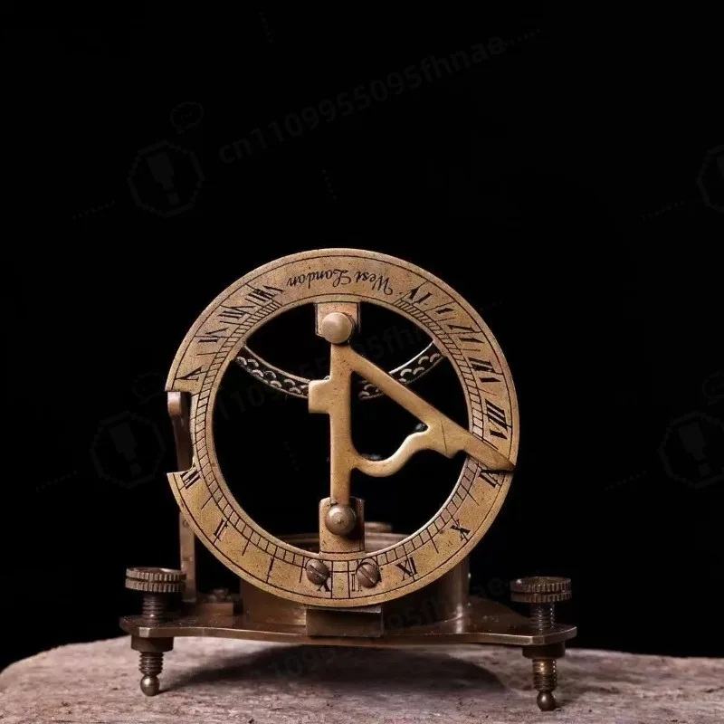 Vintage Pure Copper Compass Medieval Sundial Retro Brass Navigation Ornament Collectible Desk Decor