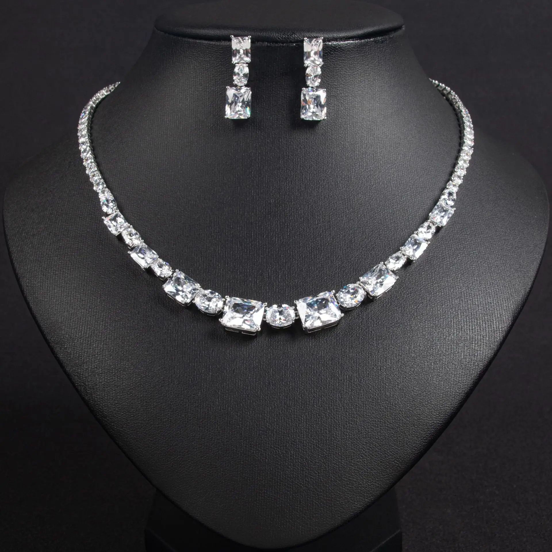 HIBRIDE 2 Pcs Gentle Square Jewellery Accessories Cubic Zirconia Ladies Necklace Earrings Set Engagement Party Easter Gift S-428