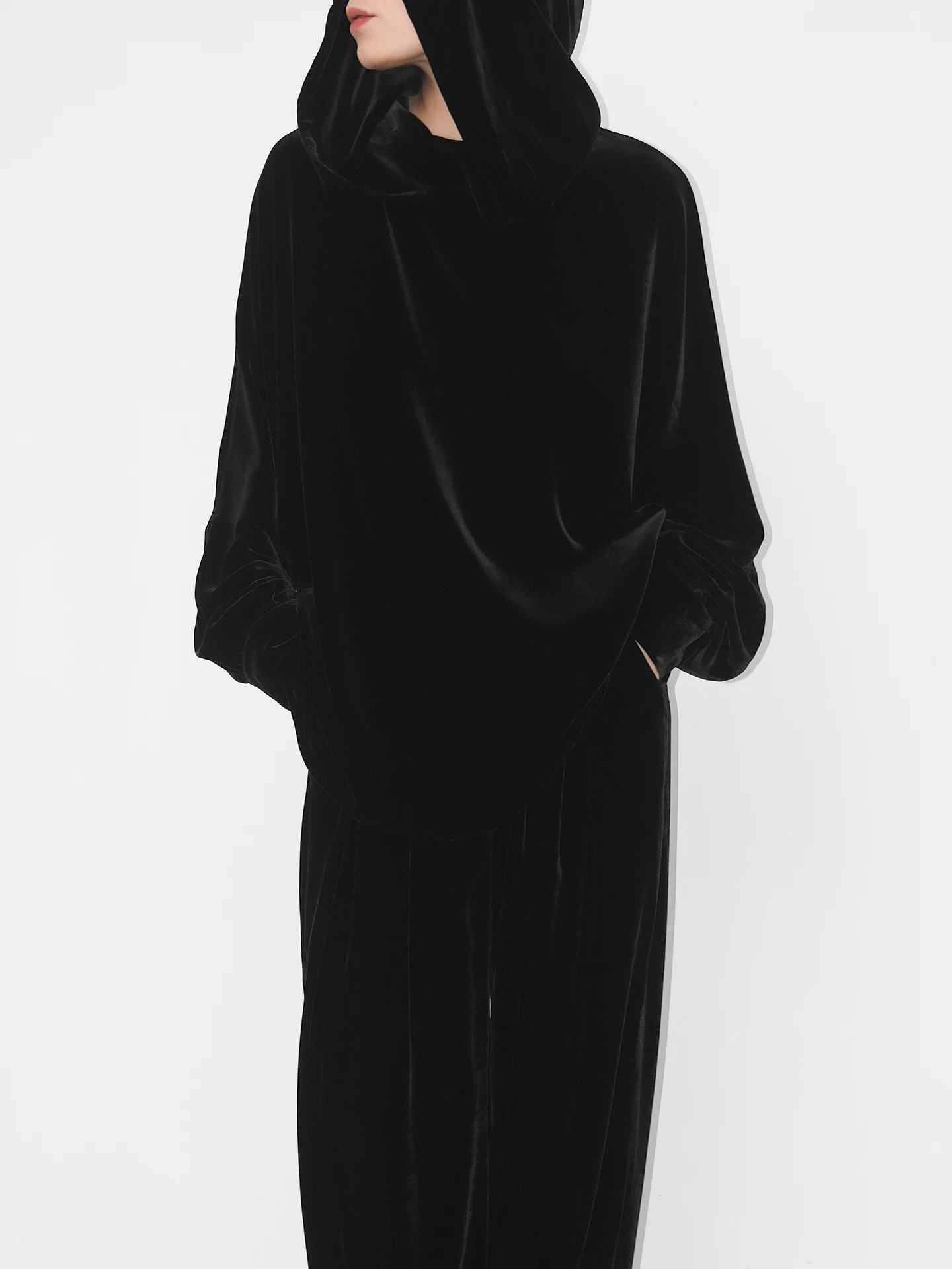 

JUZININE Original Design Silk Velvet Hoodie Silk Side Split Loose Lazy Feel Top irt Women's Faion Winter Season