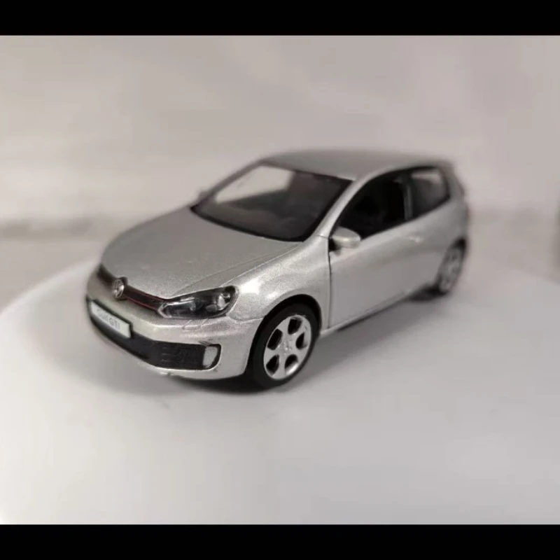 

1:36 Volkswagens Golf 6 GTI Diecasts Car Model Miniature Alloy Toy Pull Back Vehicle Models for Childrens Gifts