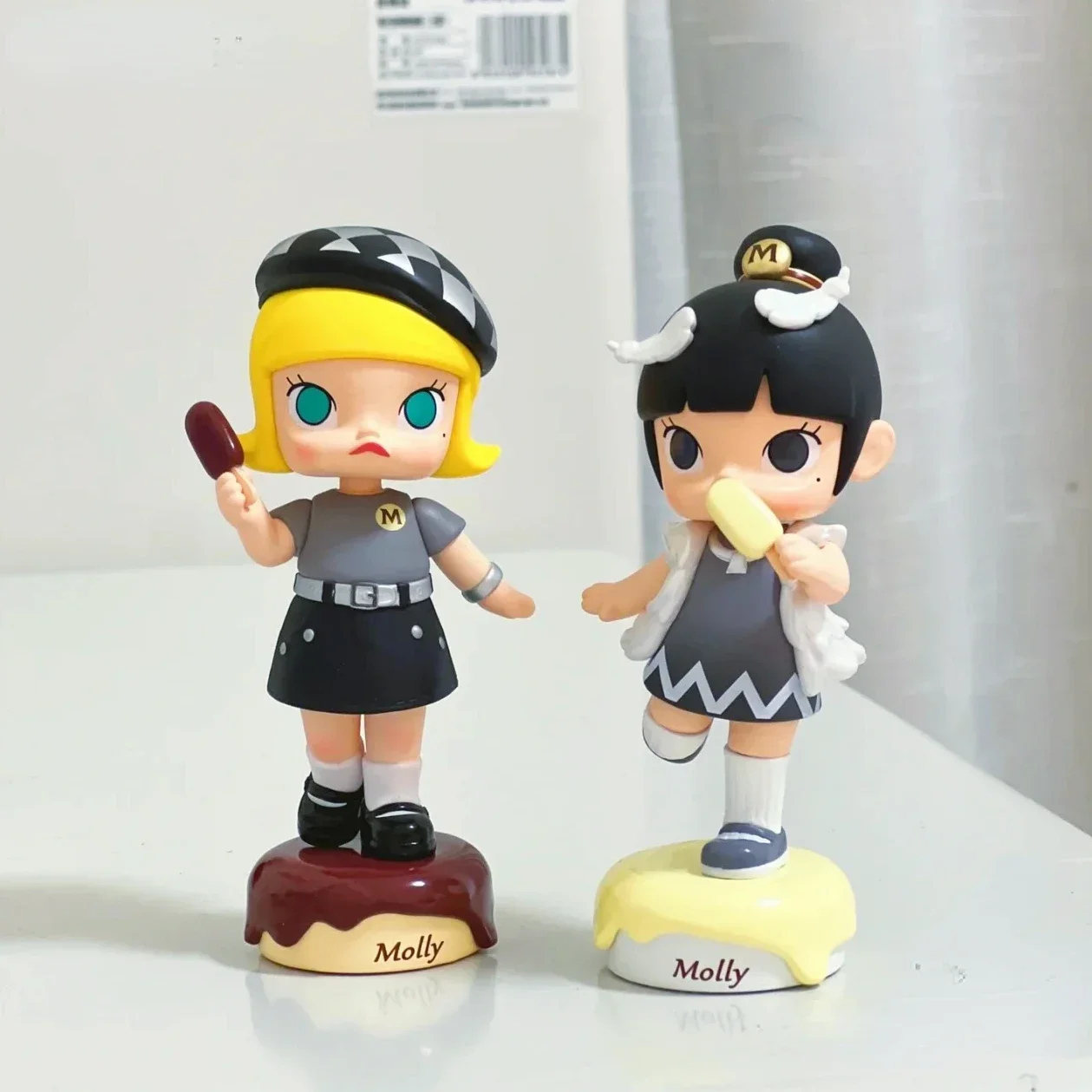 Molly Ice Cream Summer Collaboration Action Figure Vanilla Chocolate Girl Doll Original Designer Toy Limited Edition