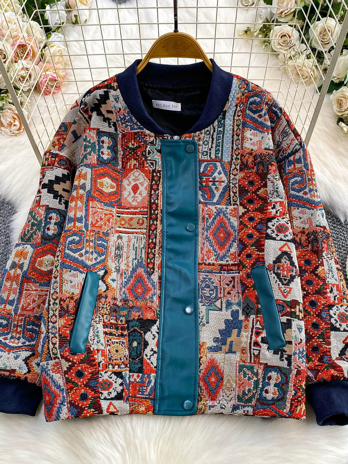 ملابس خارجية نسائية من الجلد مطرزة ثقيلة من Ele، فضفاضة تناسب التخسيس، بأزرار علوية طويلة، ملابس خارجية شتوية #1