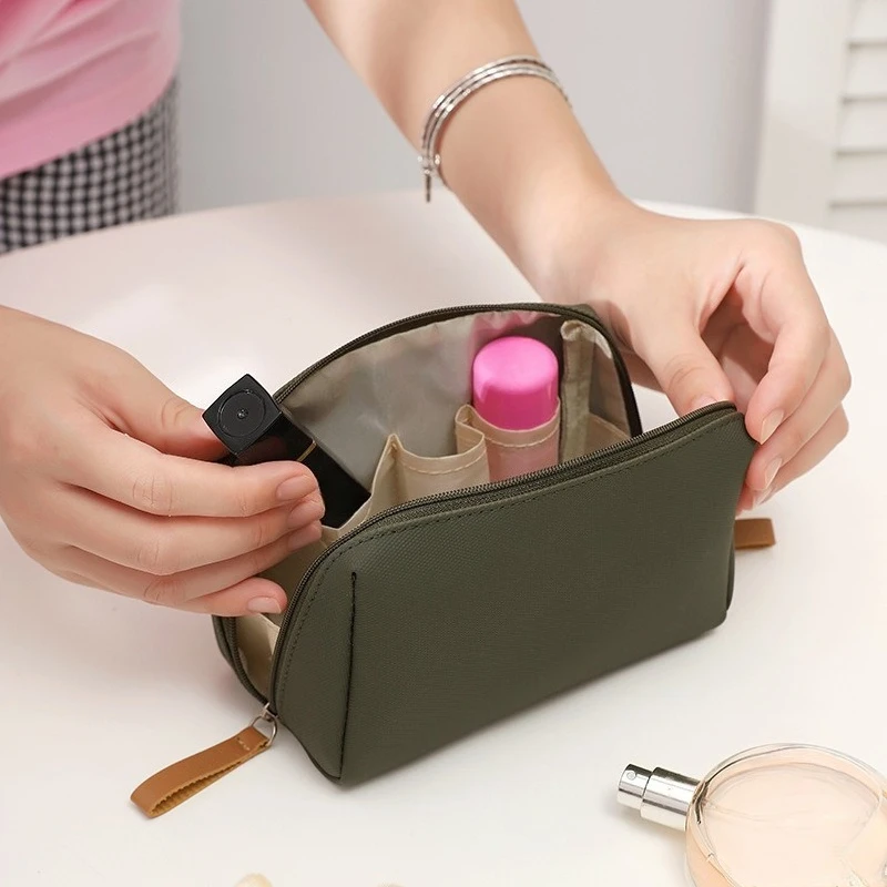 bolsa-de-maquiagem-de-couro-solido-para-mulheres-pochete-com-ziper-bolsa-de-armazenamento-portatil-para-cosmeticos-organizador-de-batom-e-produtos-de-higiene