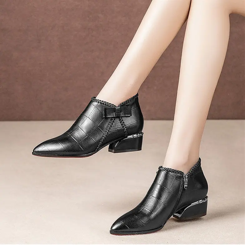 Autumn Bow Short Women\'s Boots 2022 Pointed Thick Heel Side Zipper Chelsea Boots Women Plus Size Fashion Women Shoes High Heels