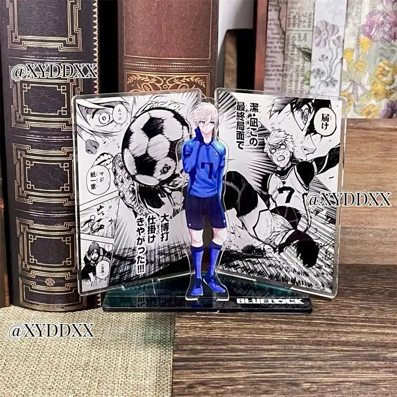 BLOCCO BLU Acrilico Stand Figura Nagi Seishiro Isagi Yoichi Anime Periferica Moda Scena squisita Acrilico Desktop Ornamento Nuovo