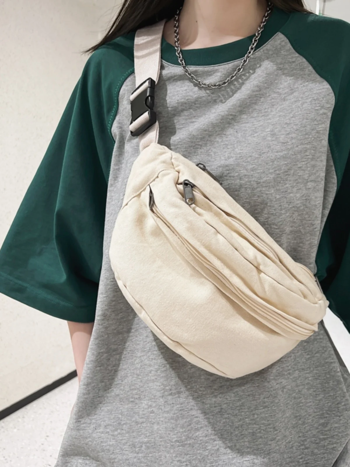 캐주얼 캔버스 크로스바디 백 유니섹스 단색 레저 웨이스트 백 심플 스타일 대각선 숄더 백 남녀 공용