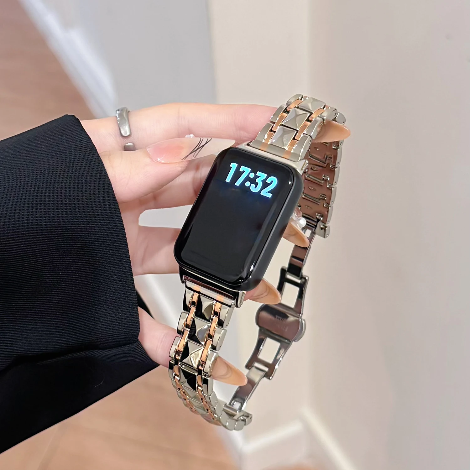 

Bright metal butterfly buckle strap suitable for Xiaomi Band 8/9 Pro versatile strap suitable for Redmi Watch 4 5 Shining