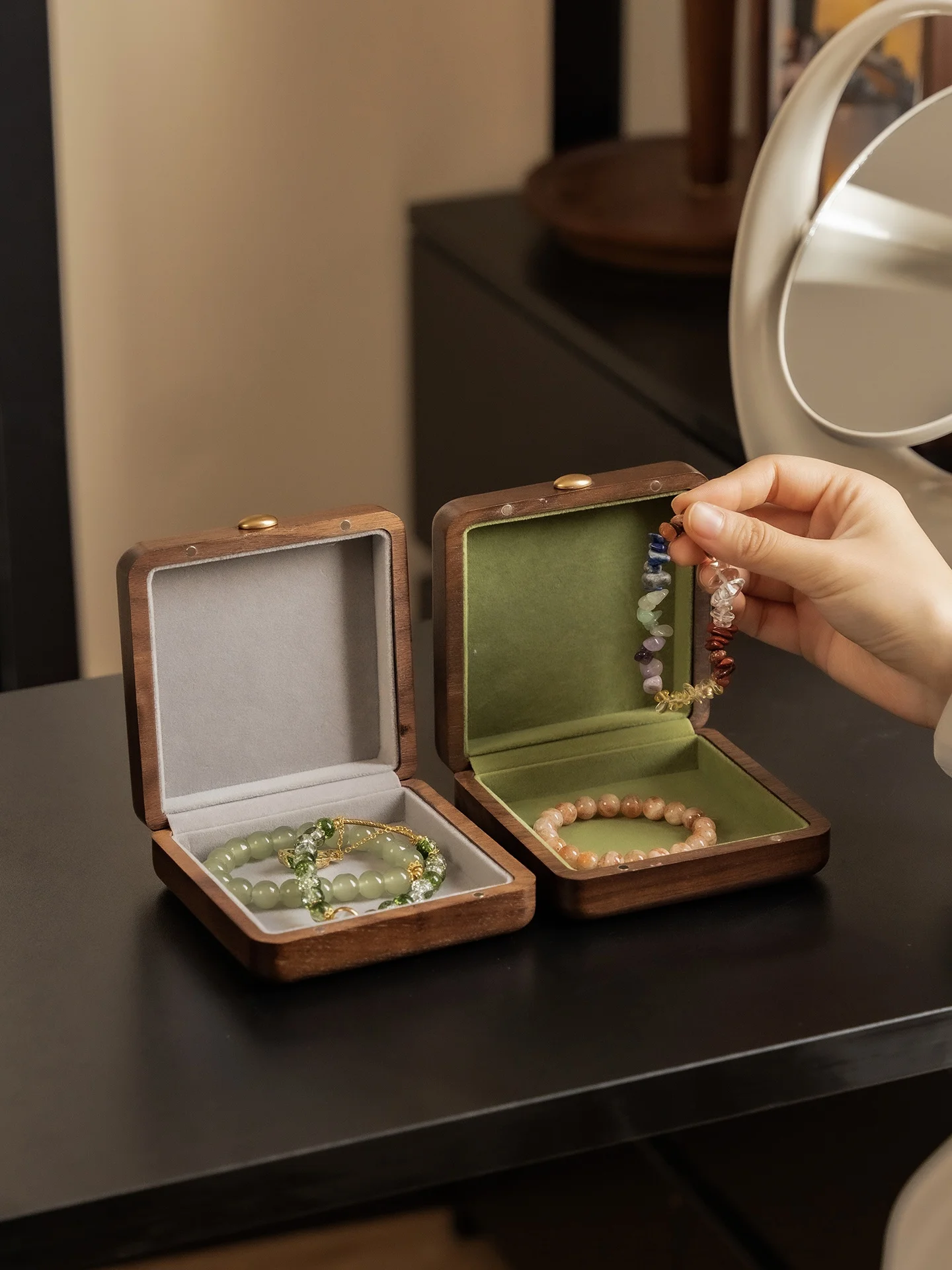 

High End Bla Walnut Wooden Jewelry Storage Box Handmade Crtsmanip Rectangular Carent Luxury Faion Accory Case