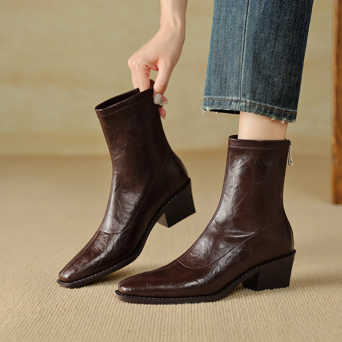 2026 autumn winter women ankle boots natural leather 22-25cm microfiber+sheepskin/plush square toe back zip women stretch boots