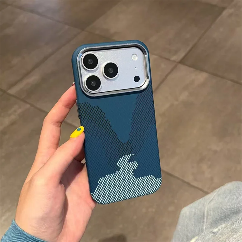 

For iPhone 13 14 15 16 17 Pro Max Fashion Carbon Fibre Relief For MagSafe Phone Case Wireless Charging Hard PC Shockproof Cover