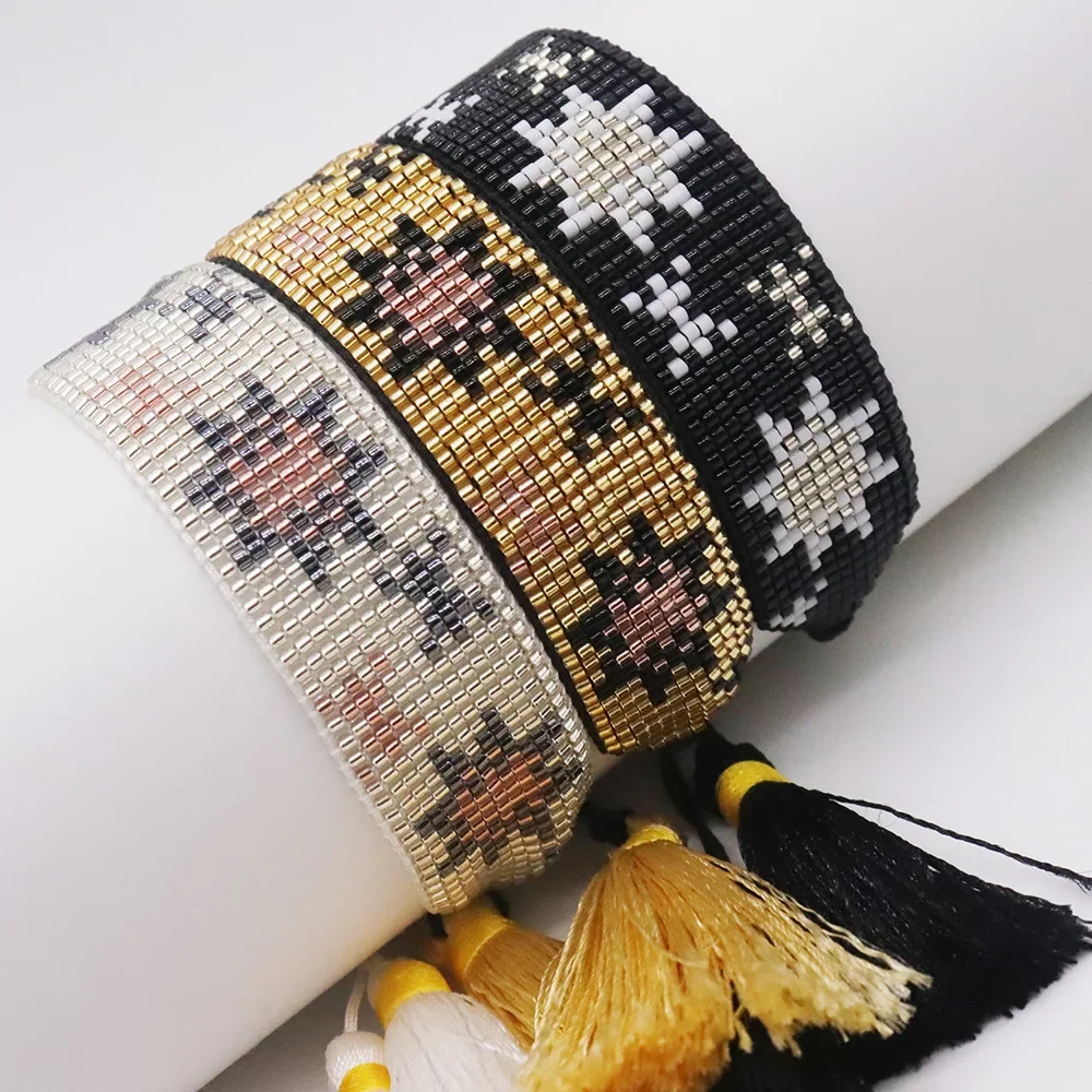 

Rice Ball Bracelet Hand woven snowflake geometry pattern Versatile Bohemia Adjustable Unisex Beaded Bracelet