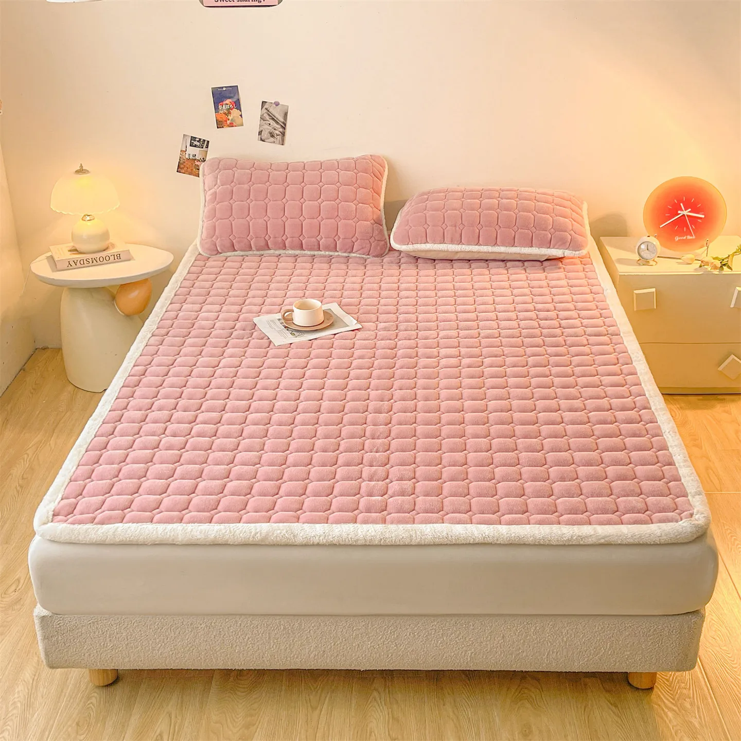 Thickened Warm Milk Fleece Autumn Winter Bed Pad Warmth  Fluffy Cozy Queen Bed Sheet Anti-slip Antistatic King Mattress Toppers