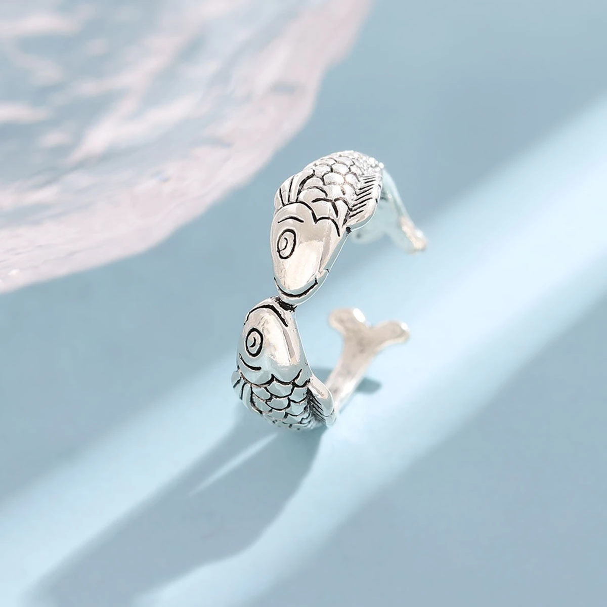 New Retro 925 Sterling Silver Jewelry Thai Silver Fashion Small Goldfish Pisces Fish Kiss Animal Elegant Opening Rings    R143