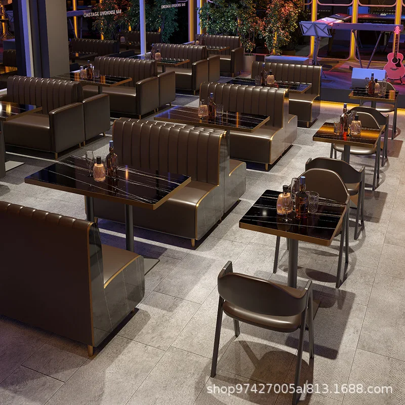 

Стол и стулья в ретро-стиле для бара, кафе, ресторана, кондитерской, промышленный стиль, диван-софа