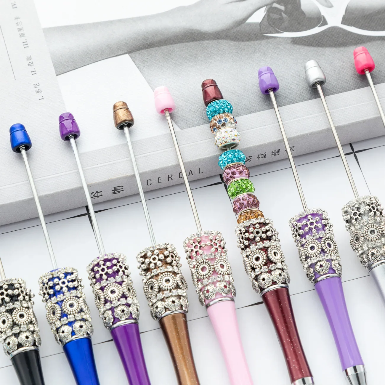 30PCS Office stationery, student plastic button multi-color ballpoint pen