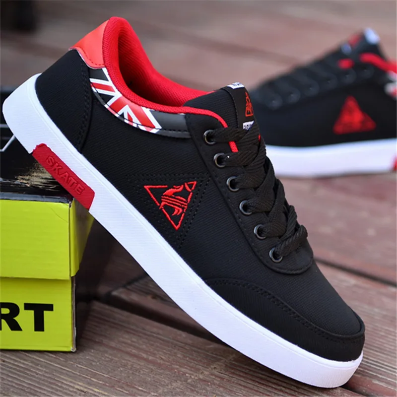 

Comfort Men Canvas Shoes Breathable Flat Casual Shoes 2024 Outdoor Comfortable Walking Sneakers New Student Shoes Zapatos Hombre