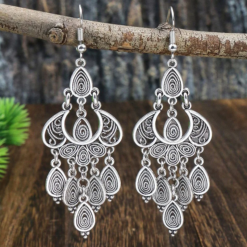 Ethnic Vintage Hollow Water Drop Dangle Earrings for Women Long Temperament Personality Earrings Party Vacation Daily Jewelry