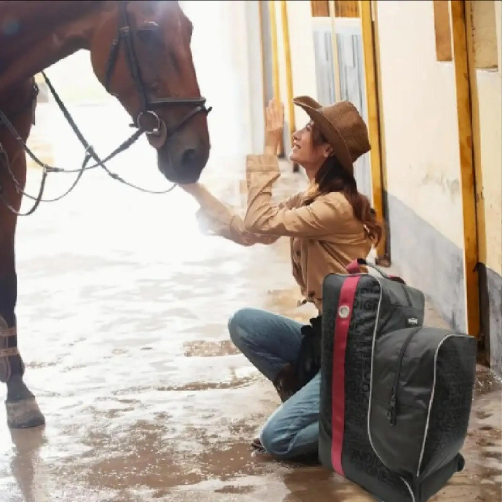 Equestrian Boot Travel Bag, Side Pocket, Waterproof Wear Resistant Sports Horse Riding Tall Boots Bag, Carry Bag for Boots
