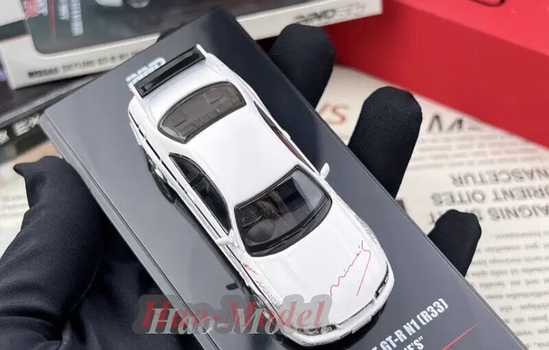 INNO 1/64 For Nissan SKYLINE GTR N1 R33 Alloy Diecast Model Car Simulation Toy Boys Birthday Gift Hobby Display Collection White