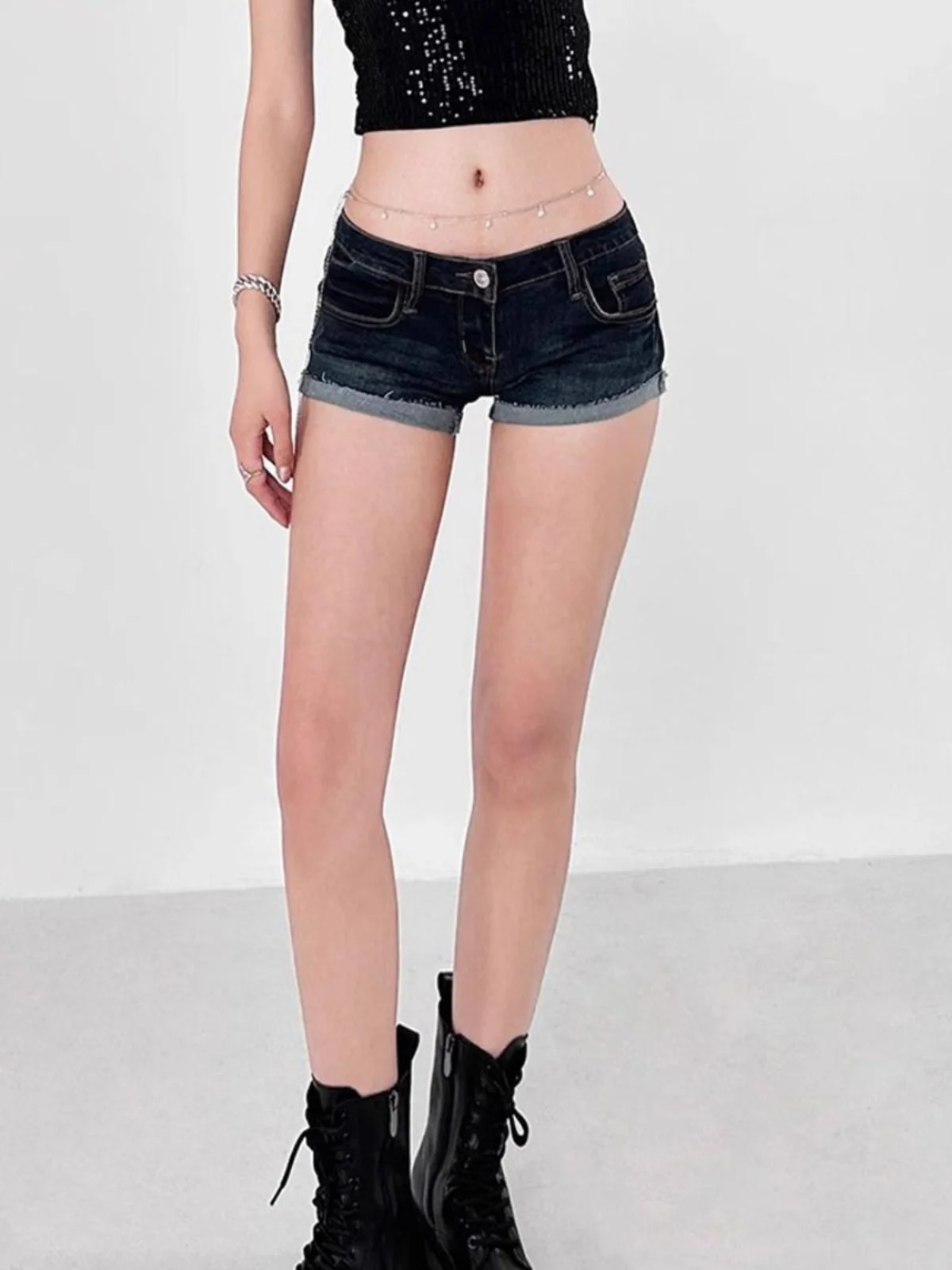 American Millennium Sexy Girl Denim Shorts Women's Spring Summer Low Waist Belly Show Elastic Slim Fit Cuffed Butt Shorts