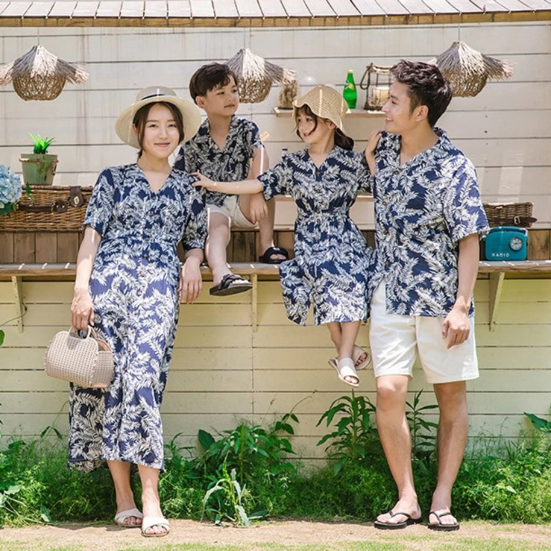 2026 Summer Family Matching Outfits Tropical Leaf Print Dress & Shirt Set for Mom Dad Kids Beach Vacation Photoshoot