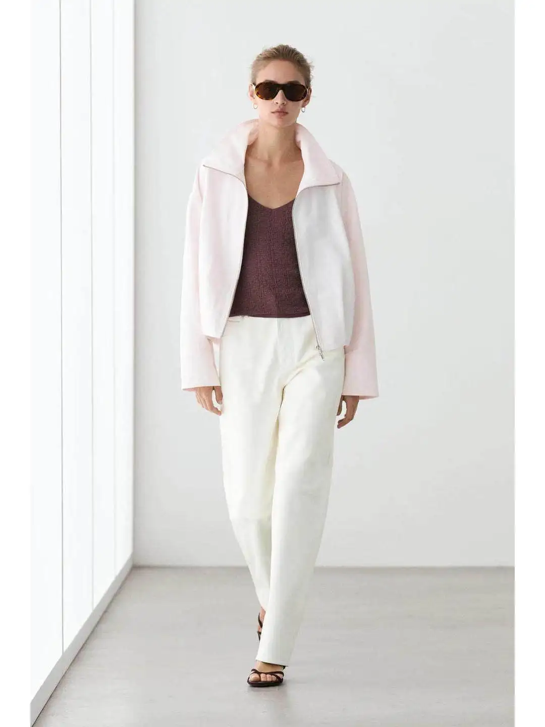 Summer New High Collar Pilot Jacket Zipper Closure Long Sleeve Simple Style Women's Short Coat Cleanfit Loose Type 2026