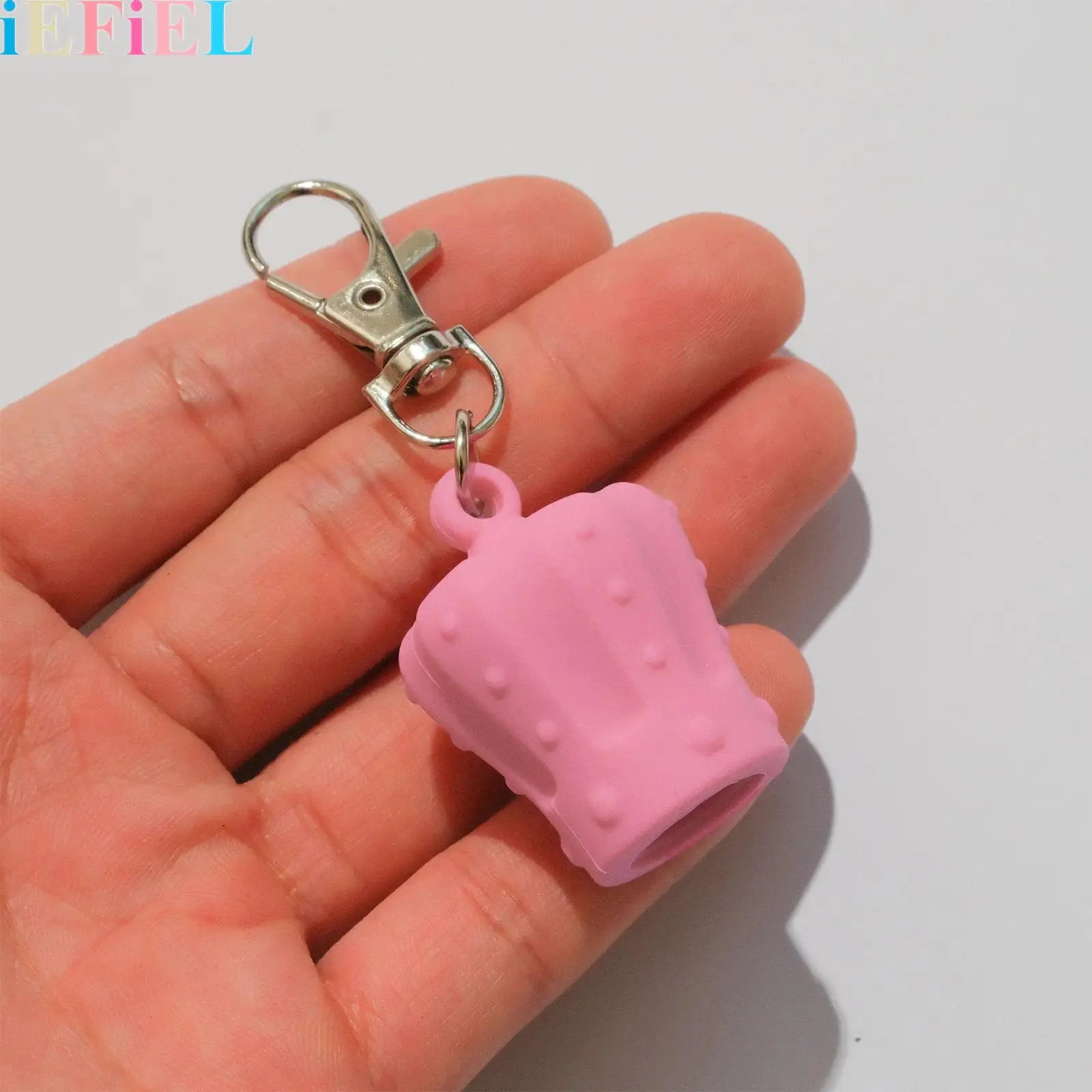 4Pcs Silicone Key-chain Cap for Lipgloss And Balm Chapstick Holder Cap Replacement Key-chain Lanyard