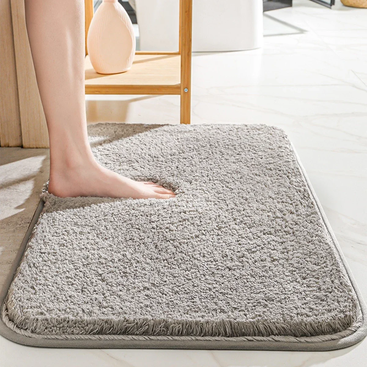 

Super Absorbent Bathroom Carpet, Thick, Soft, Fluffy, Plush, Non-slip, Bath Floor Mat, White Toilet Entrance Doormat, Gray Rug