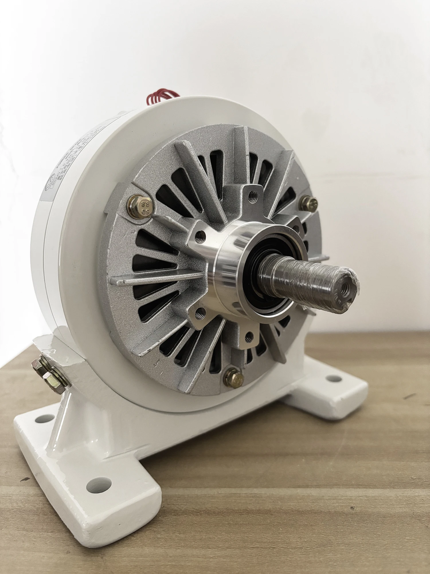 Single Shaft Magnetic Powder Brake with Base, High Temp for Dynamometer Tension Control PB-20Kg 200Nm