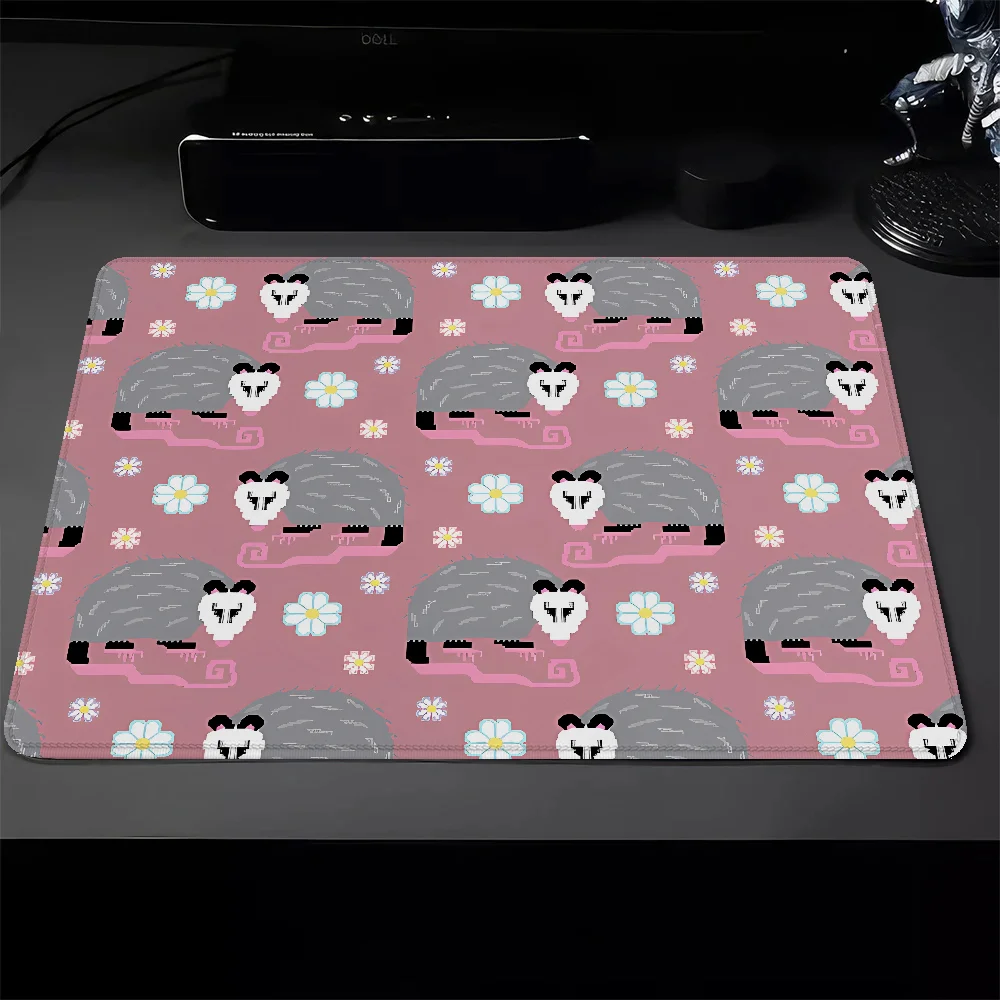 Small Keyboard Pad Mouse Pixel Opossum Gaming Mouse Mat Gamer Cabinet Deskmat Mausepad Pc Accessories Pad on the Table Mousepad