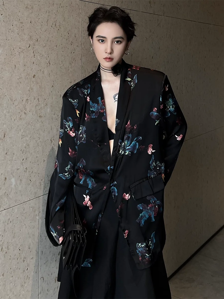 TWOTWINSTYLE Hit Color Loose Printing Vintage Blazers for Women Lapel Long Sleeves Patchwork Pockets Fashion Blazer Female New