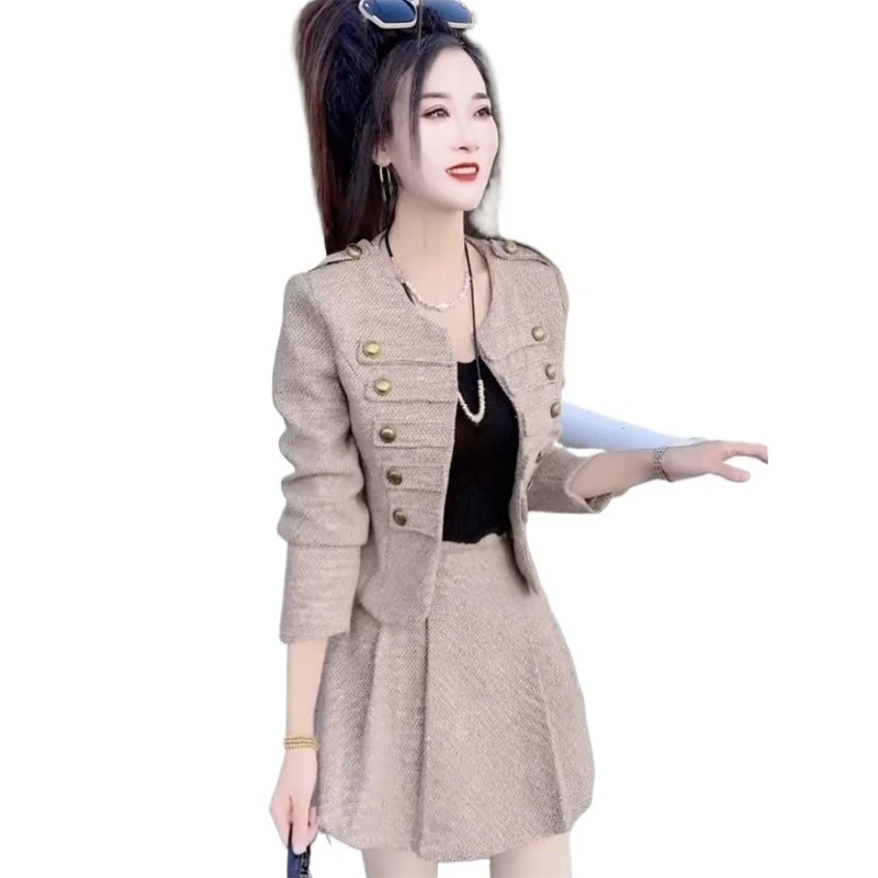 

Интернет-знаменитости, популярный модный костюм, поворотная юбка, женская осенне-зимняя новинка в британском стиле, маленькое ароматное пальто + плиссированная юбка