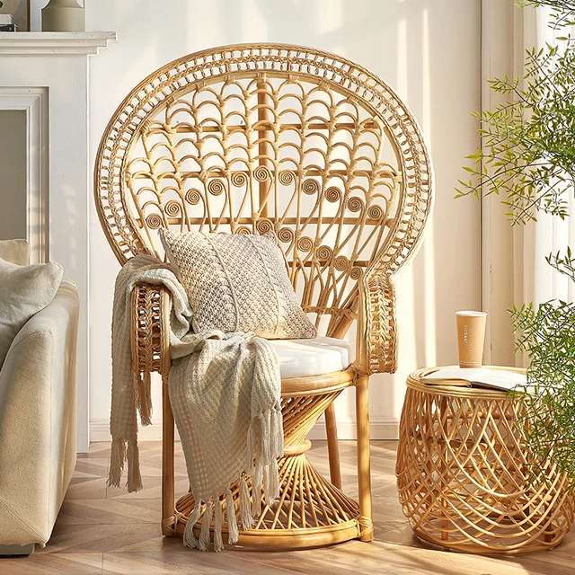 藤の花の木でできた高級な椅子です。家具 椅子