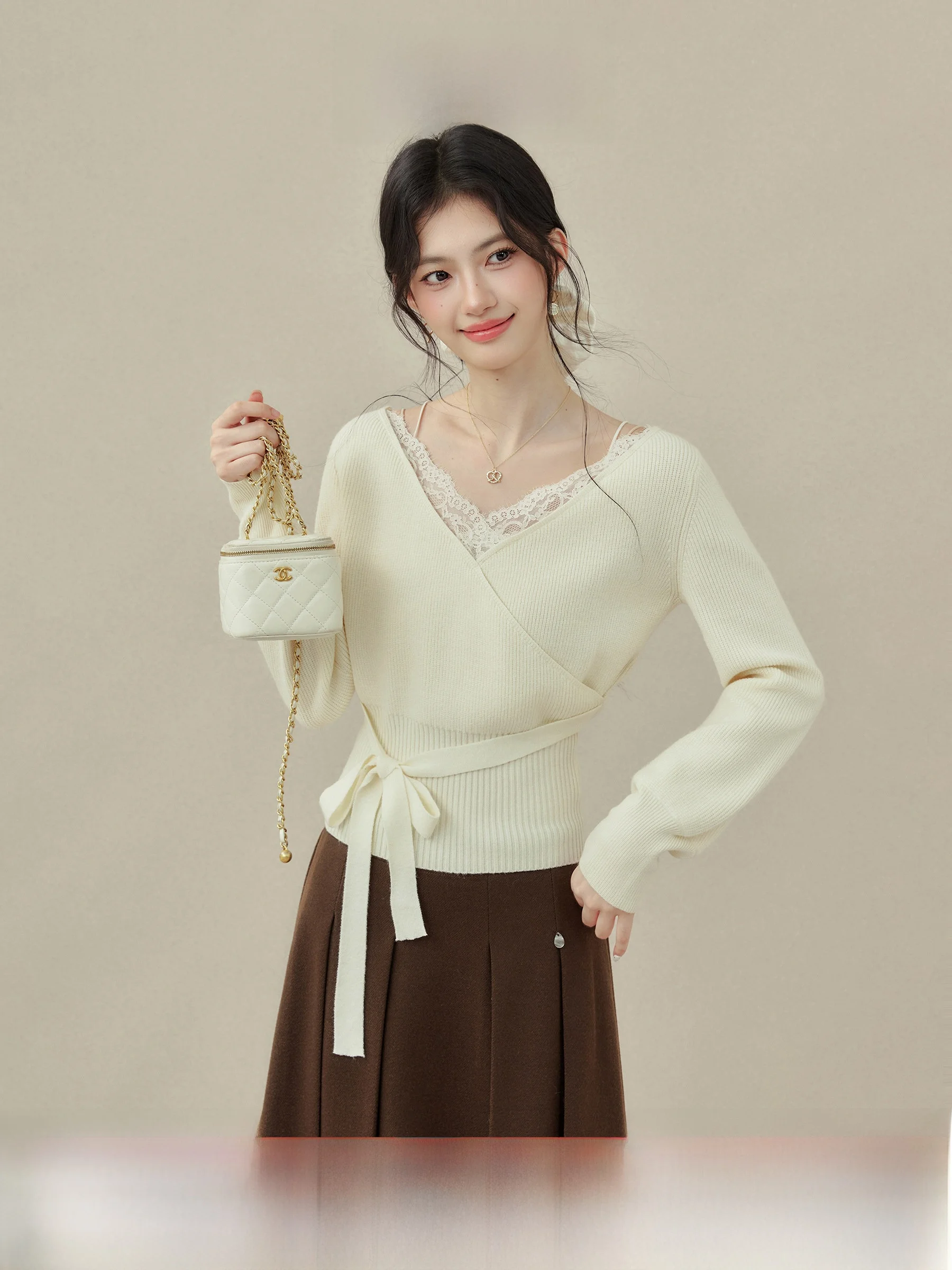 

Autumn Winter Women's Base irt V-Ne Waist Cinched Inner Wear Trousers Cross Design Svel Top Casual Sle