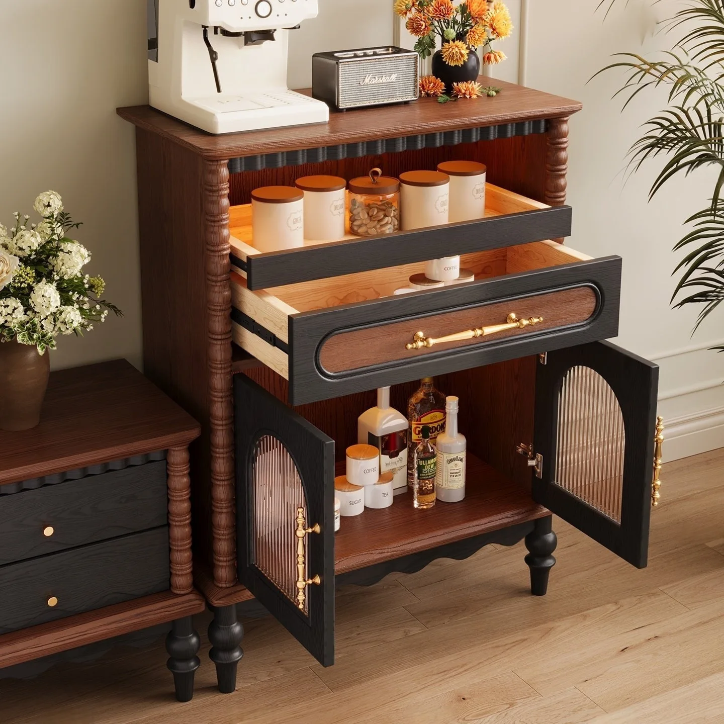 French retro dining side cabinet, medium antique solid wood storage, entrance cabinet, advanced color matching decorative cabine