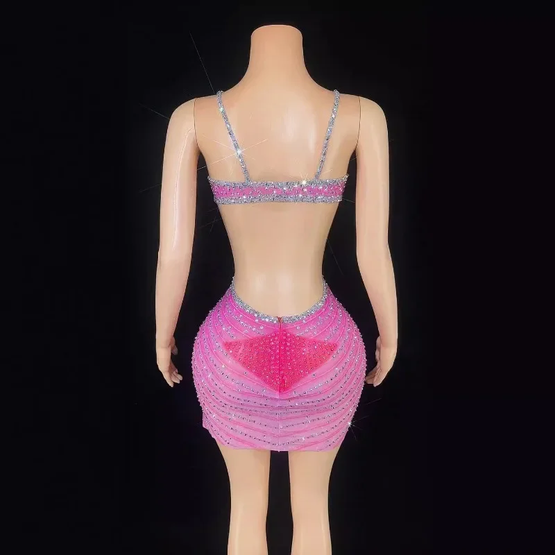 Vestido de noche corto rosa con abertura lateral, vestido Sexy con tirantes y cuello Halter con incrustaciones de diamantes, vestido de actuación de alta gama para fiesta y fiesta